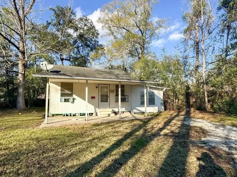 2499 Charlotte Street Orange TX 77632