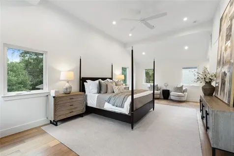 814 Azalea Street Houston TX 77018