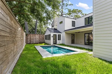 814 Azalea Street Houston TX 77018