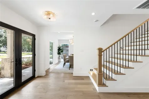 814 Azalea Street Houston TX 77018