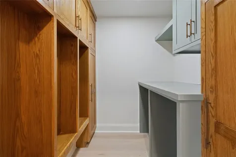1911 Briarmead Drive Houston TX 77057