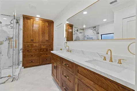 1911 Briarmead Drive Houston TX 77057