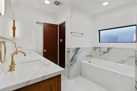 1911 Briarmead Drive Houston TX 77057