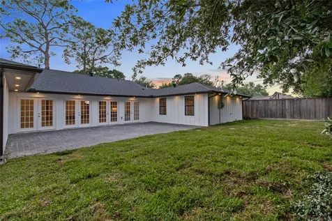 1911 Briarmead Drive Houston TX 77057