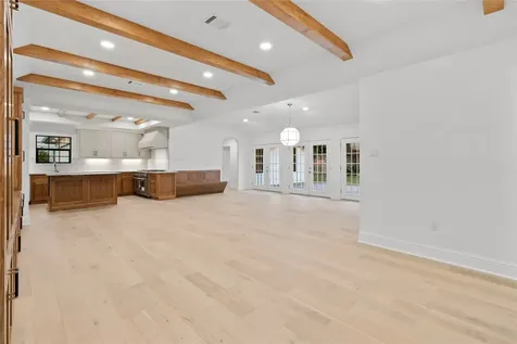 1911 Briarmead Drive Houston TX 77057