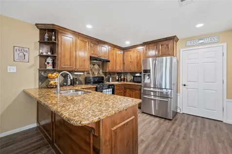 501 County Road 2276 Cleveland TX 77327