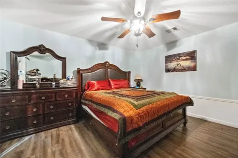 501 County Road 2276 Cleveland TX 77327