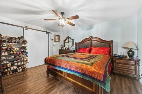 501 County Road 2276 Cleveland TX 77327