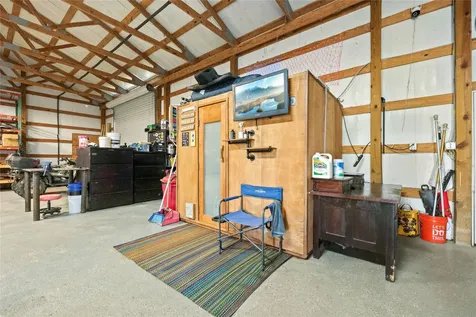 501 County Road 2276 Cleveland TX 77327