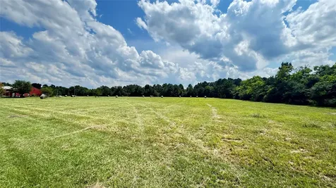501 County Road 2276 Cleveland TX 77327