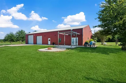 501 County Road 2276 Cleveland TX 77327
