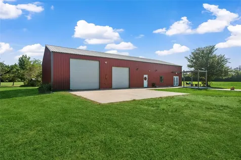 501 County Road 2276 Cleveland TX 77327