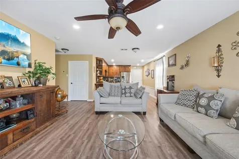 501 County Road 2276 Cleveland TX 77327
