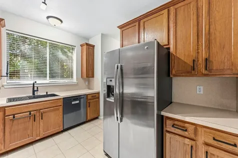 2822 Whitman Drive Montgomery TX 77356