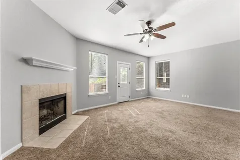 2822 Whitman Drive Montgomery TX 77356