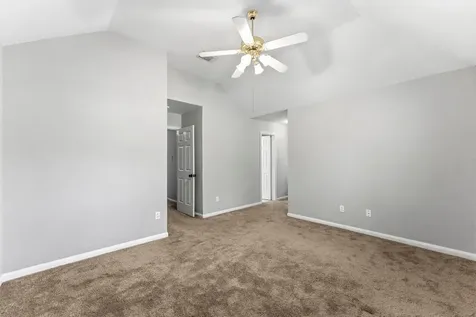 2822 Whitman Drive Montgomery TX 77356