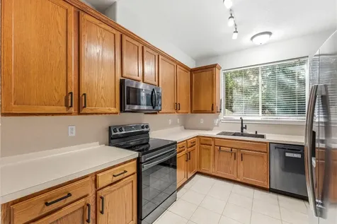 2822 Whitman Drive Montgomery TX 77356