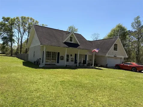 611 W Trout Kirbyville TX 75956