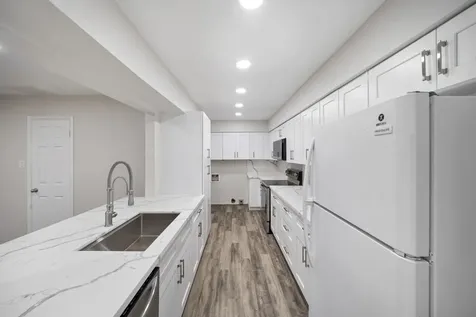357 N Post Oak Lane 101 Houston TX 77024