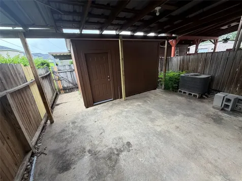1524 Poplar Cove Street La Porte TX 77571