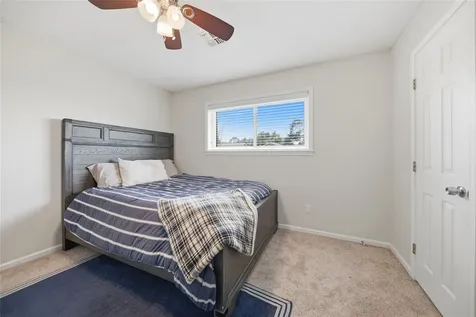207 Briar Ridge Drive Bellville TX 77418