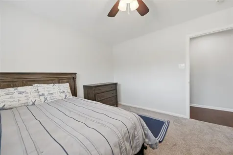 207 Briar Ridge Drive Bellville TX 77418