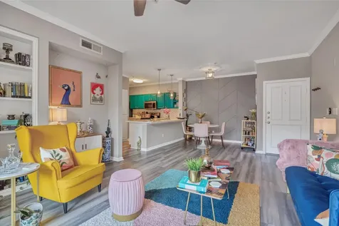 2111 Welch Street B201 Houston TX 77019