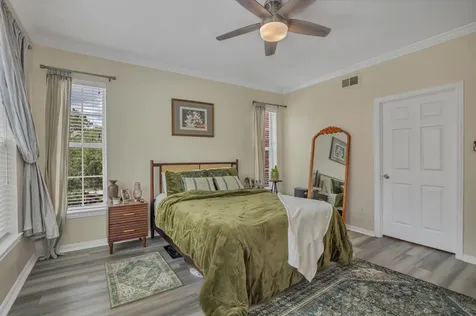2111 Welch Street B201 Houston TX 77019