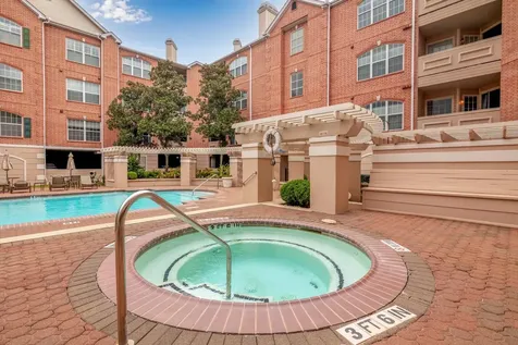 2111 Welch Street B201 Houston TX 77019