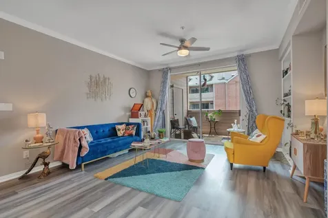 2111 Welch Street B201 Houston TX 77019