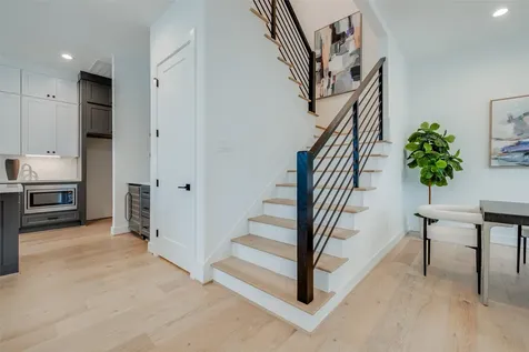 6010 Maxie Street Houston TX 77007