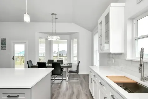 22814 Camino Street Galveston TX 77554