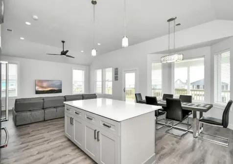 22814 Camino Street Galveston TX 77554