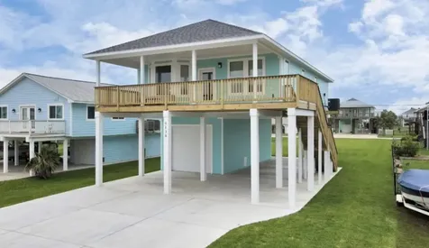 22814 Camino Street Galveston TX 77554