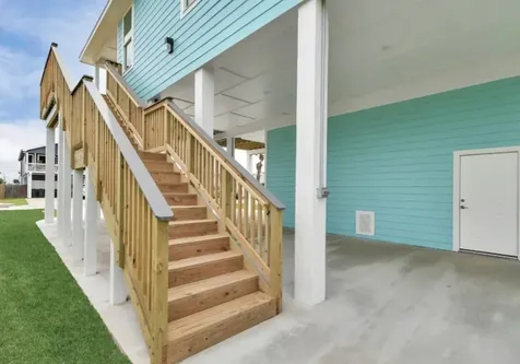 22814 Camino Street Galveston TX 77554
