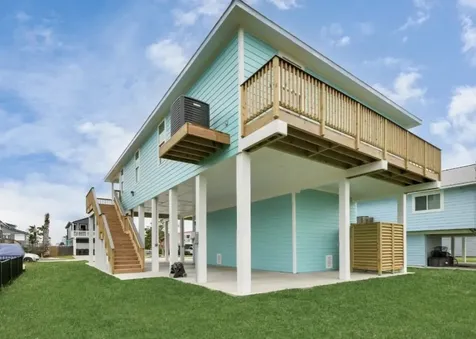 22814 Camino Street Galveston TX 77554