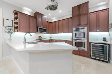 2026 Elmen Street Houston TX 77019