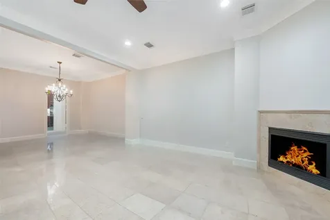 2026 Elmen Street Houston TX 77019
