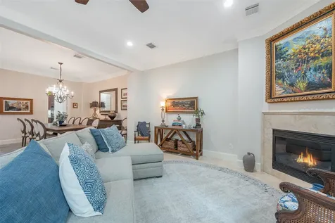 2026 Elmen Street Houston TX 77019
