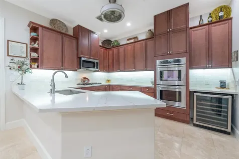 2026 Elmen Street Houston TX 77019