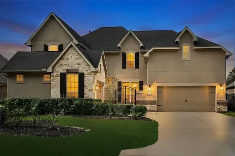 27 Tioga Place The Woodlands TX 77375
