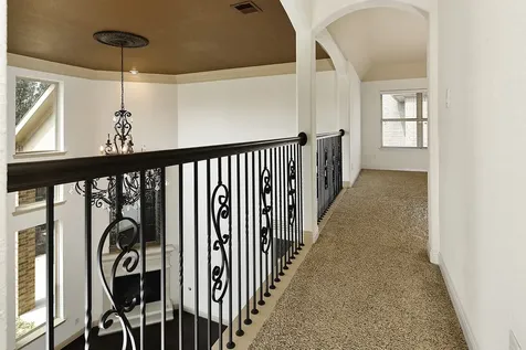 27 Tioga Place The Woodlands TX 77375