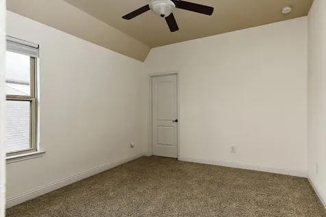 27 Tioga Place The Woodlands TX 77375