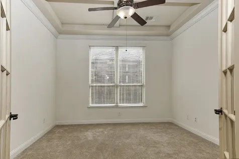 27 Tioga Place The Woodlands TX 77375