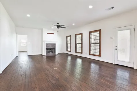 115 5th Street Sugar Land TX 77498