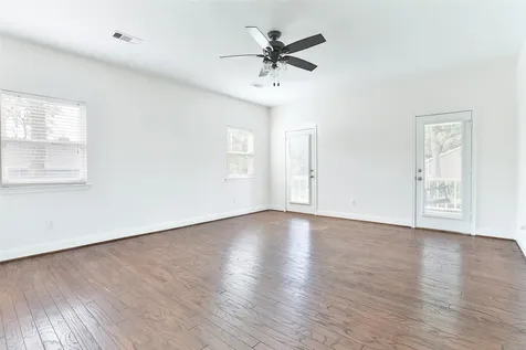 115 5th Street Sugar Land TX 77498