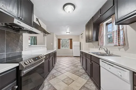 6619 Wolf Run Drive Wharton TX 77488