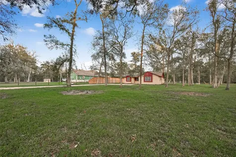 6619 Wolf Run Drive Wharton TX 77488