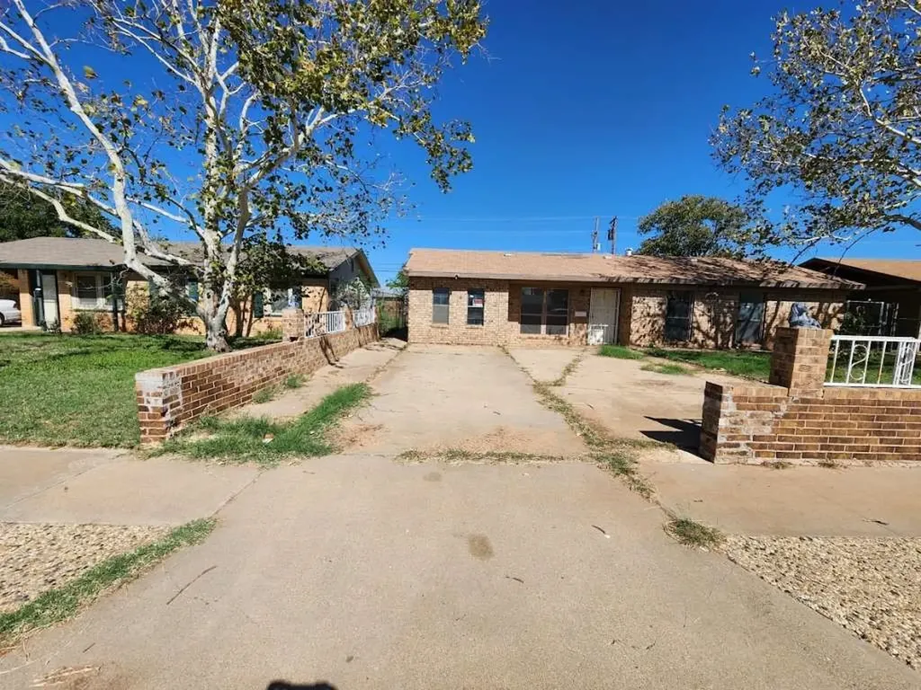 1807 E 1st Street Lubbock TX 79403