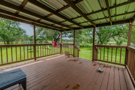 1520 North Drive Bay City TX 77414